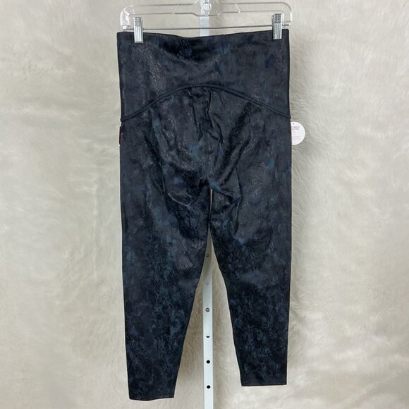 Spanx Blue Reptile Snake Booty Boost 7/8 Length Leggings 50248R NWT L - Picture 2 of 8